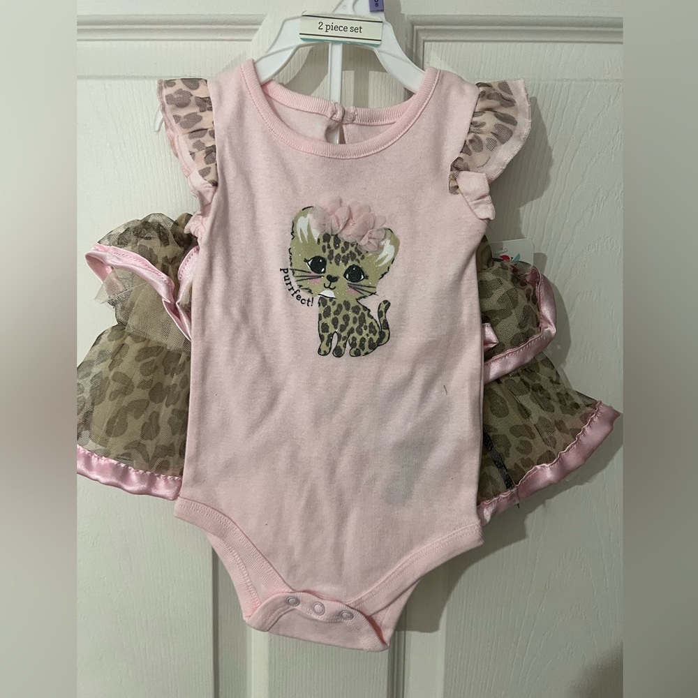 2 piece set brand new with tags